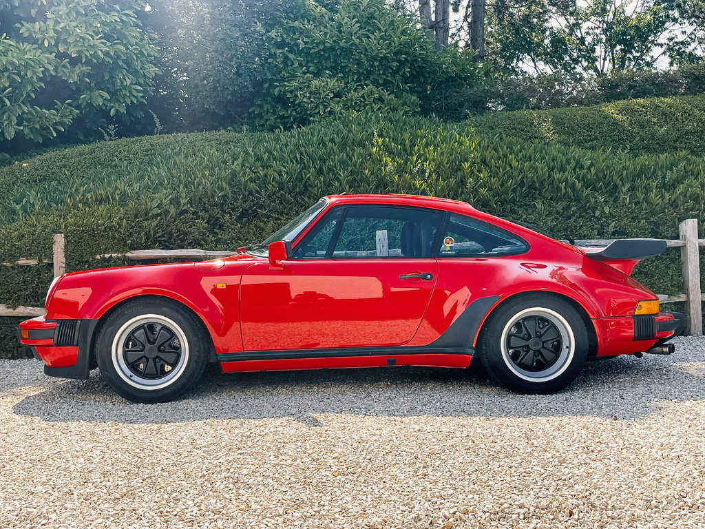 Porsche 911 Turbo 3.3
