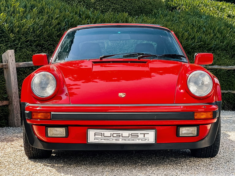 Porsche 911 Turbo 3.3