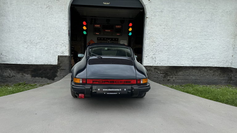 Porsche 911 Carrera 3.2