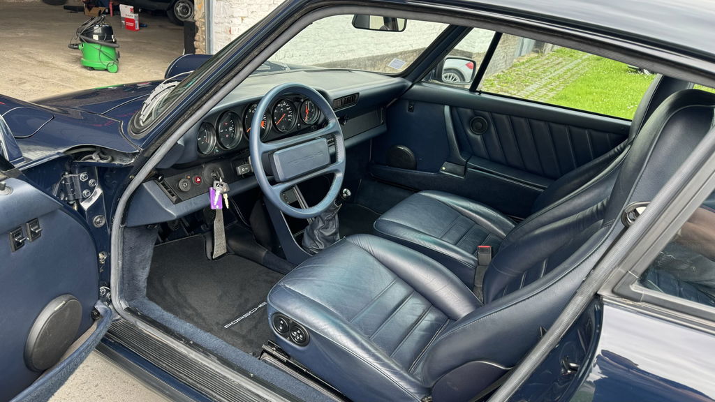 Porsche 911 Carrera 3.2