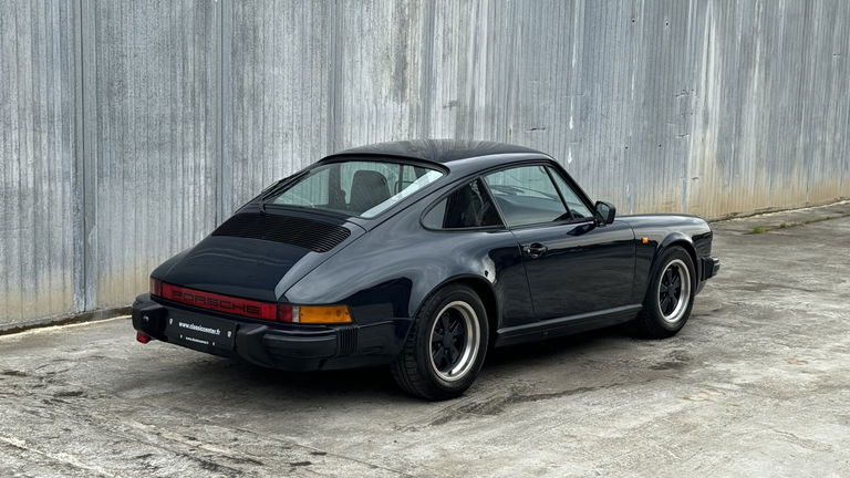 Porsche 911 Carrera 3.2