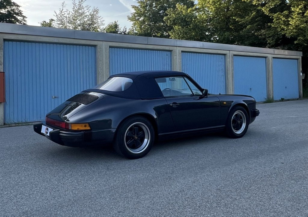 Porsche 911 Carrera 3.2