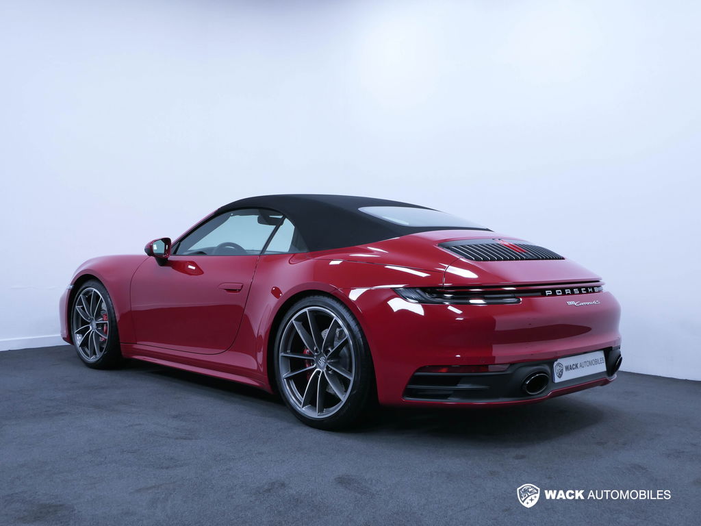 Porsche 992 Carrera 4S