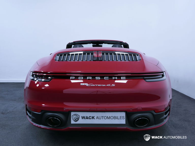 Porsche 992 Carrera 4S