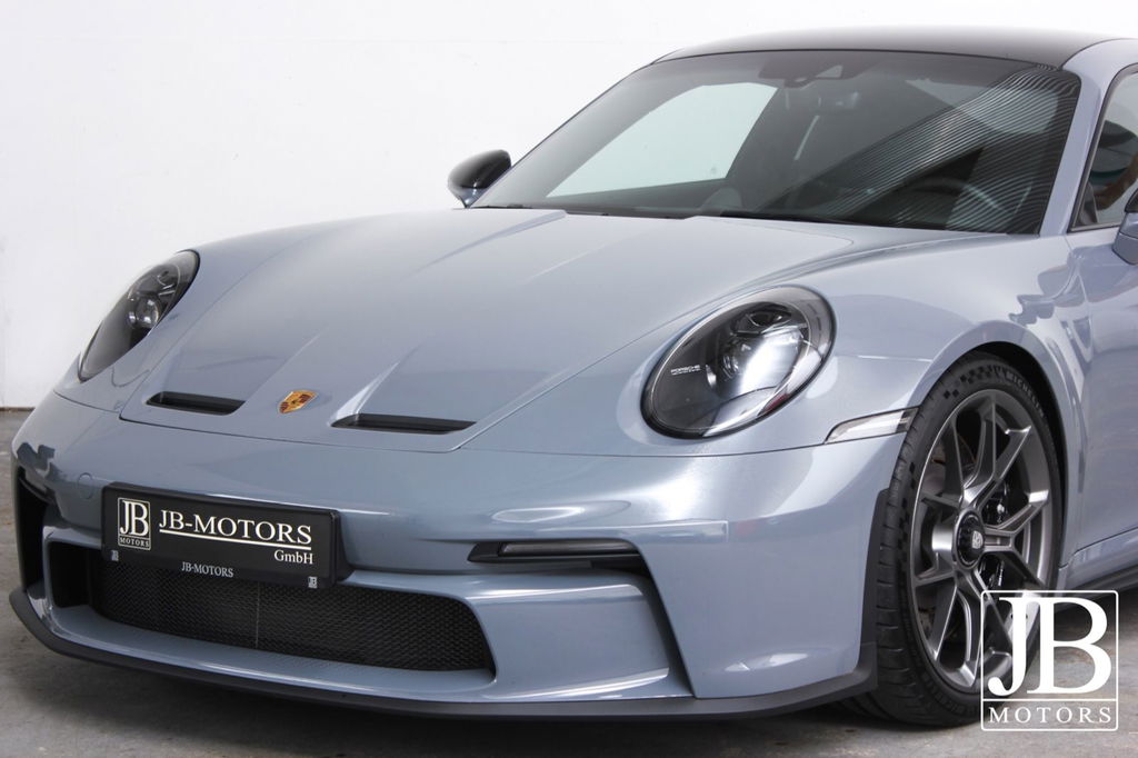 Porsche 992 GT3 Touring