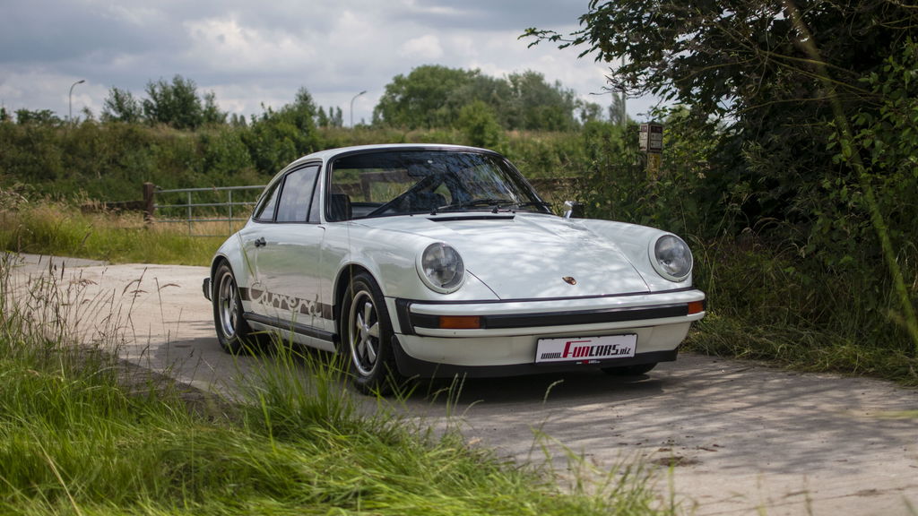 Porsche 911 Carrera 2,7
