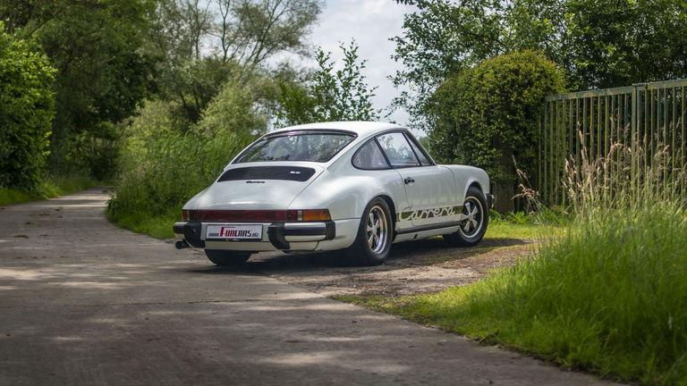 Porsche 911 Carrera 2,7