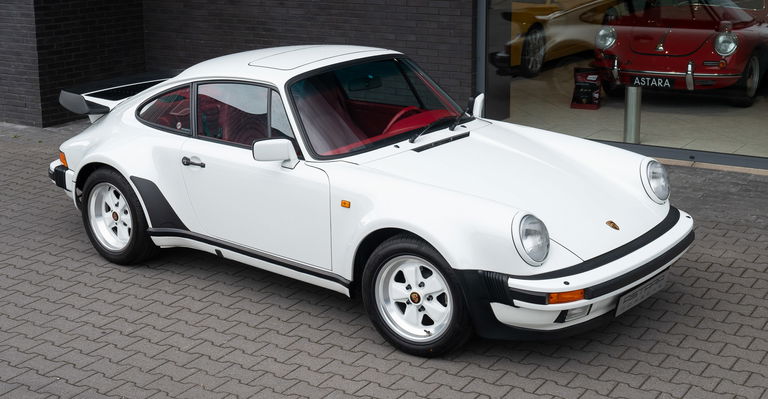 Porsche 911 Turbo 3.3