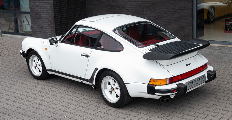 Porsche 911 Turbo 3.3