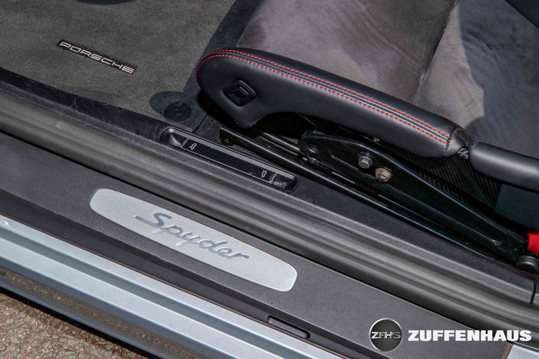 Porsche 981 Boxster Spyder