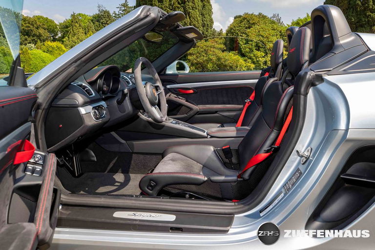 Porsche 981 Boxster Spyder