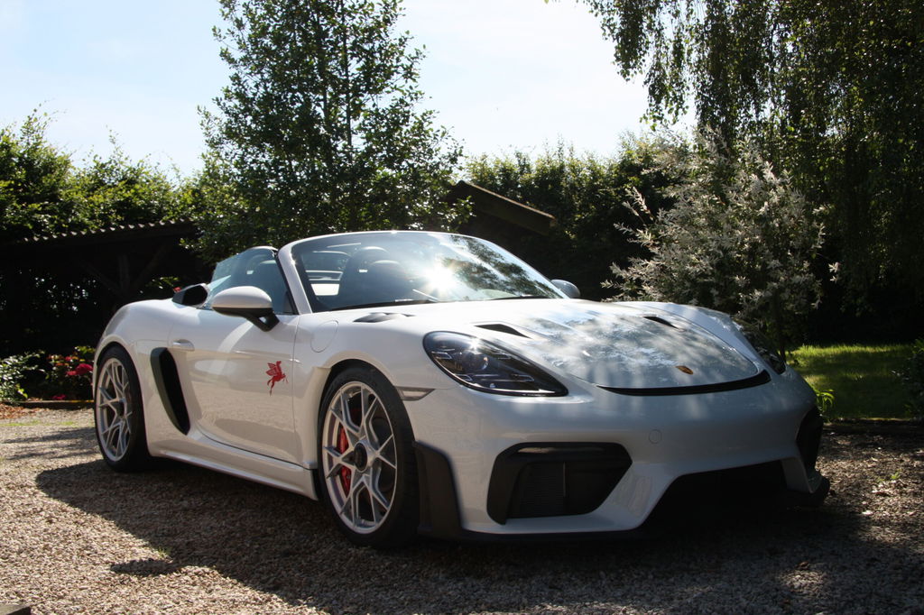 Porsche 718 Spyder RS