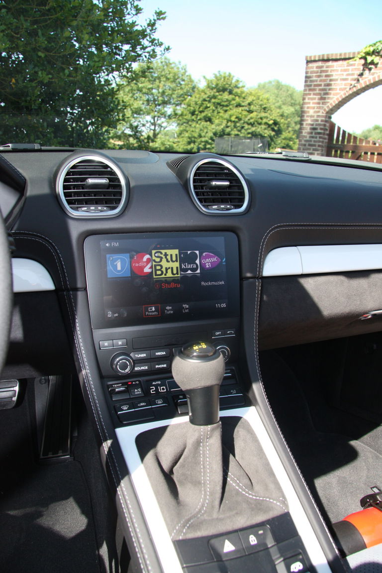 Porsche 718 Spyder RS
