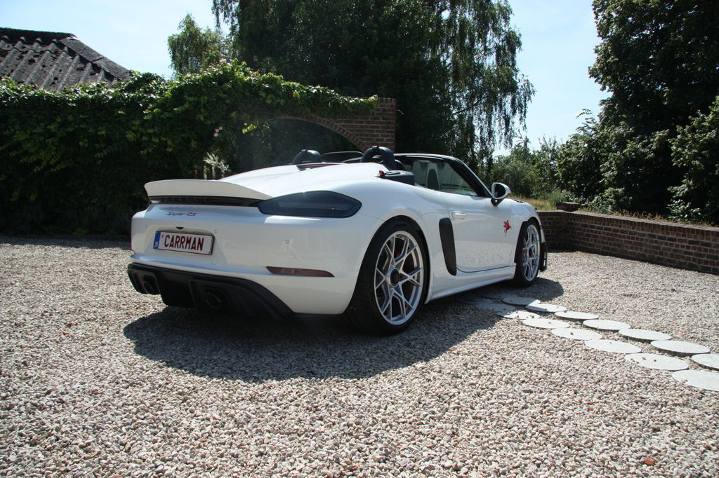 Porsche 718 Spyder RS