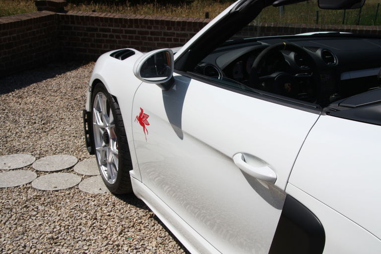 Porsche 718 Spyder RS