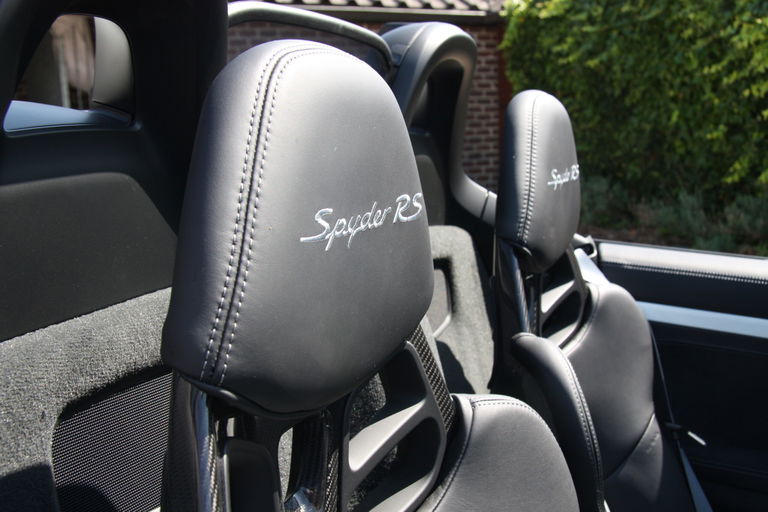 Porsche 718 Spyder RS