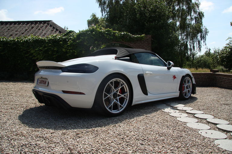 Porsche 718 Spyder RS