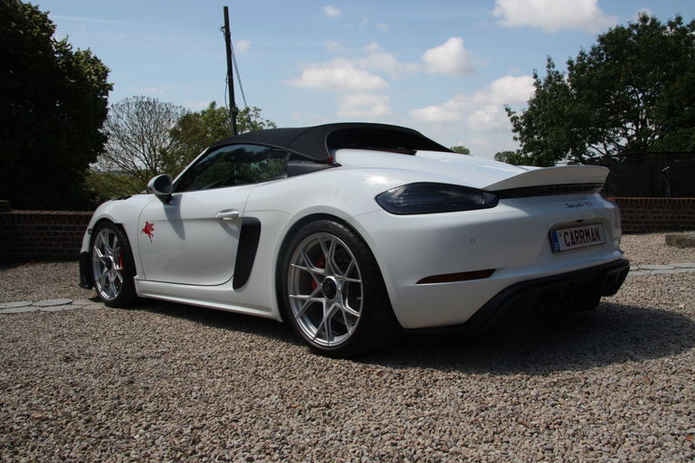 Porsche 718 Spyder RS