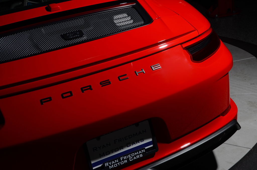 Porsche 991 GT3 Touring