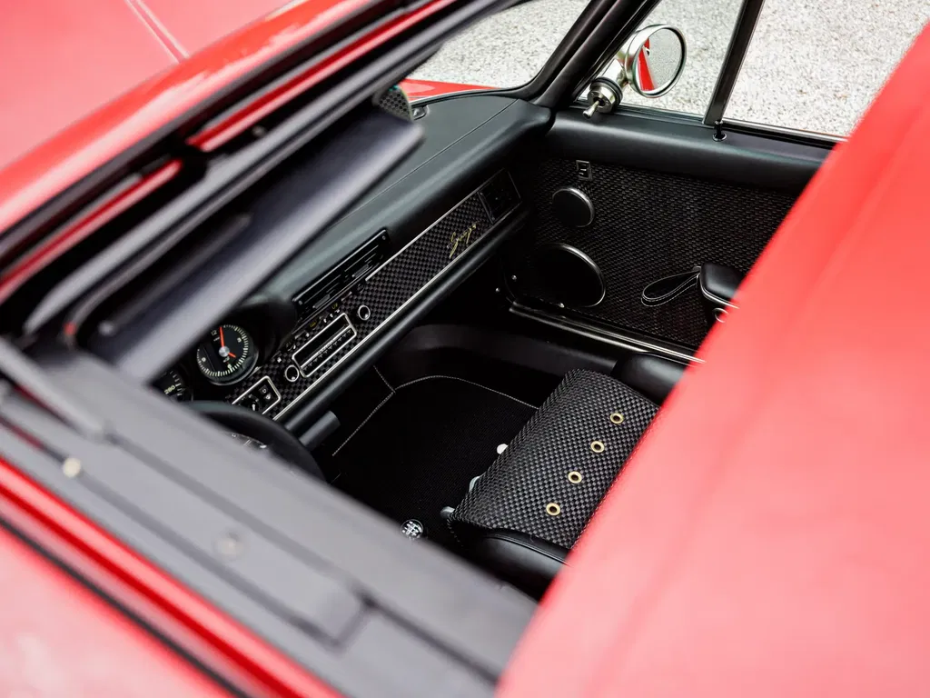 Porsche 911 Reimagined by Singer