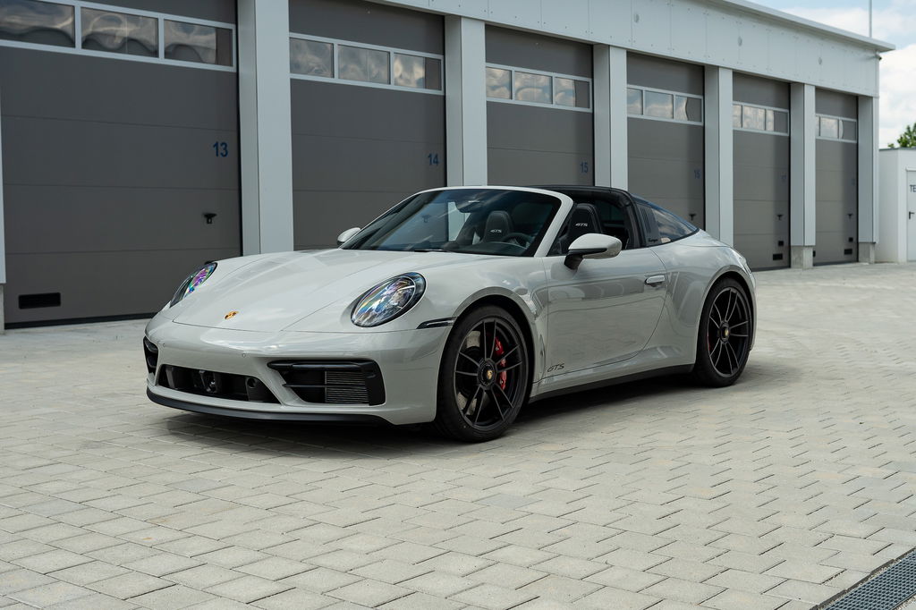 Porsche 992 Targa 4 GTS