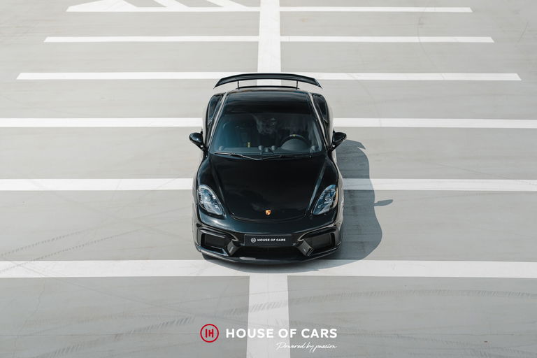 Porsche 718 Cayman GT4