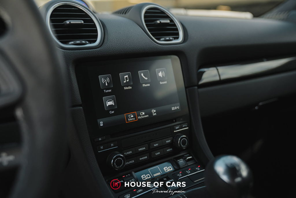 Porsche 718 Cayman GT4