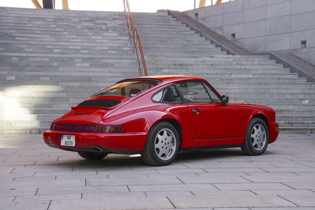Porsche 964 Carrera 4