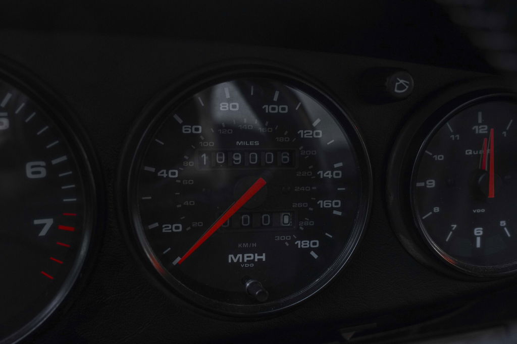 Porsche 964 Carrera 4