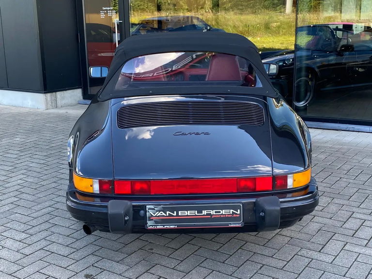 Porsche 911 Carrera 3.2
