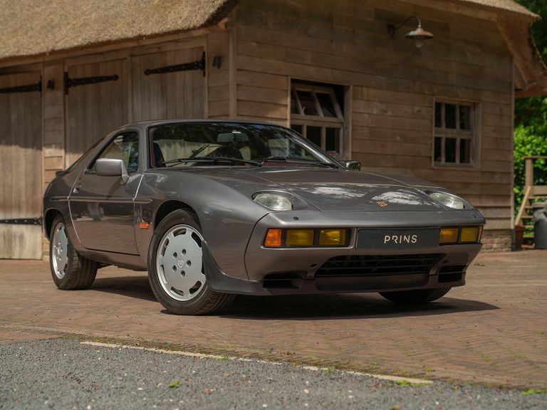 Porsche 928 S