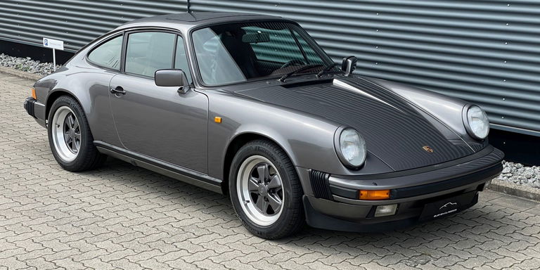 Porsche 911 Carrera 3.2