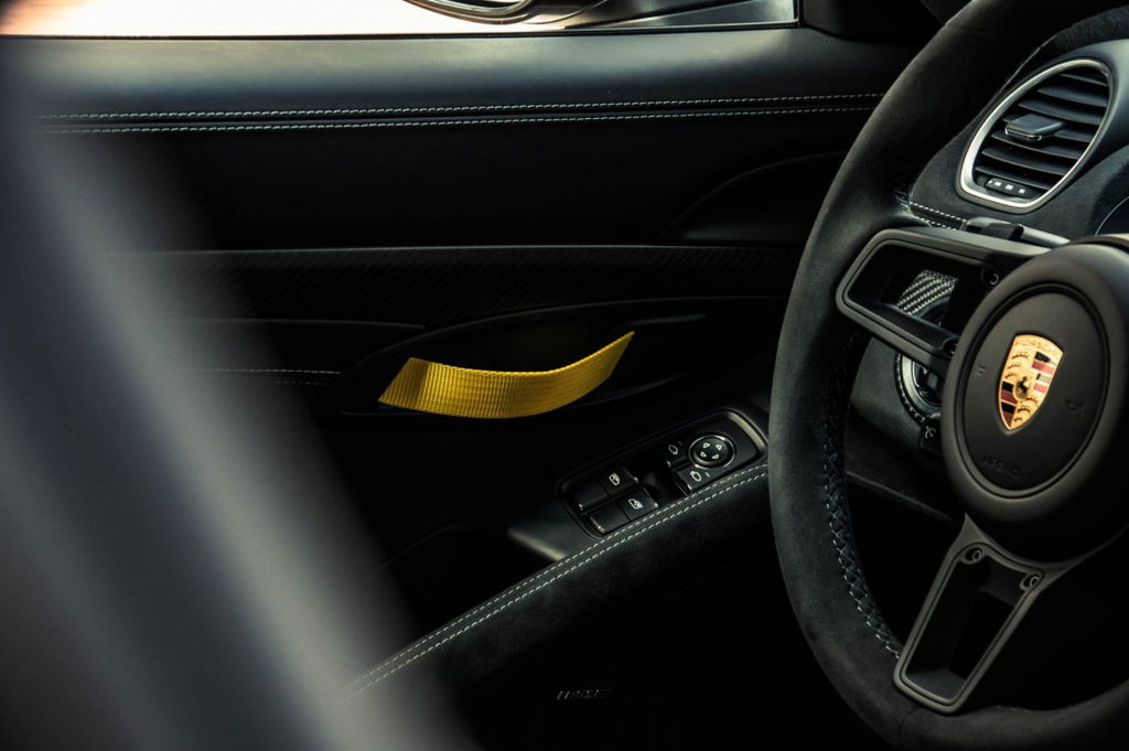 Porsche 718 Cayman GT4 RS