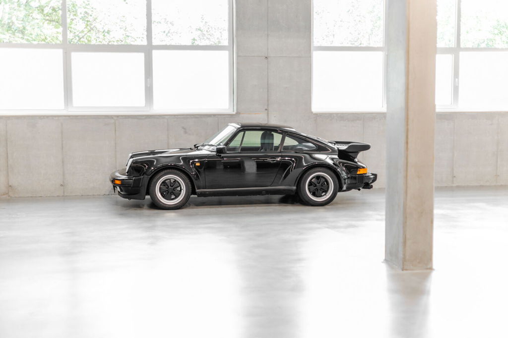 Porsche 911 Turbo 3.3