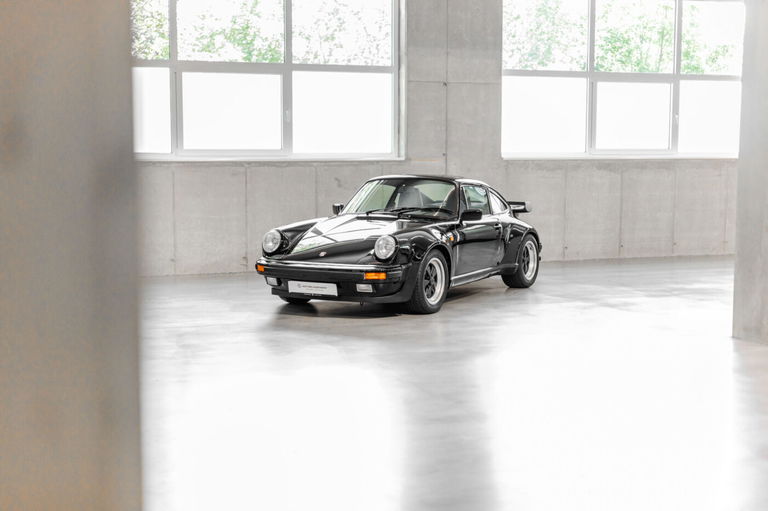 Porsche 911 Turbo 3.3