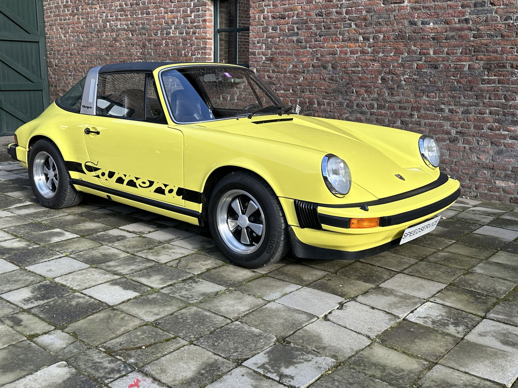 Porsche 911 Yellow for sale - Elferspot - Marketplace for used Porsche