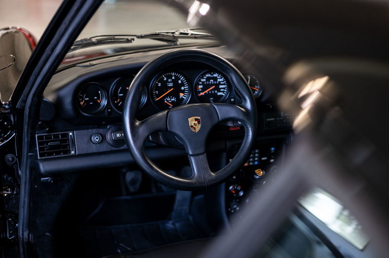 Porsche 911 Turbo 3.3