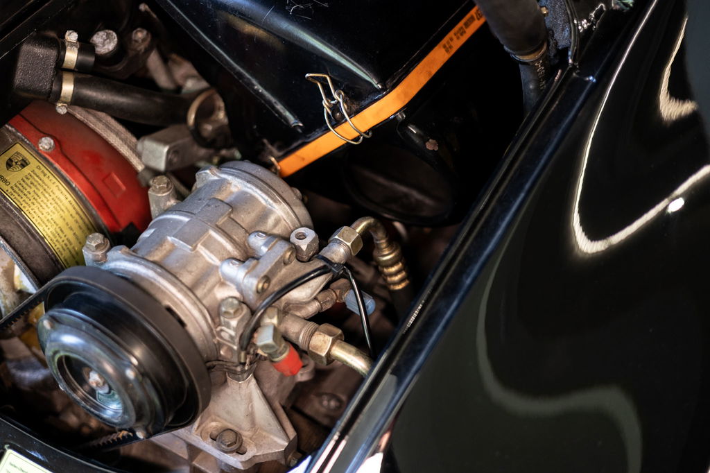 Porsche 911 Turbo 3.3