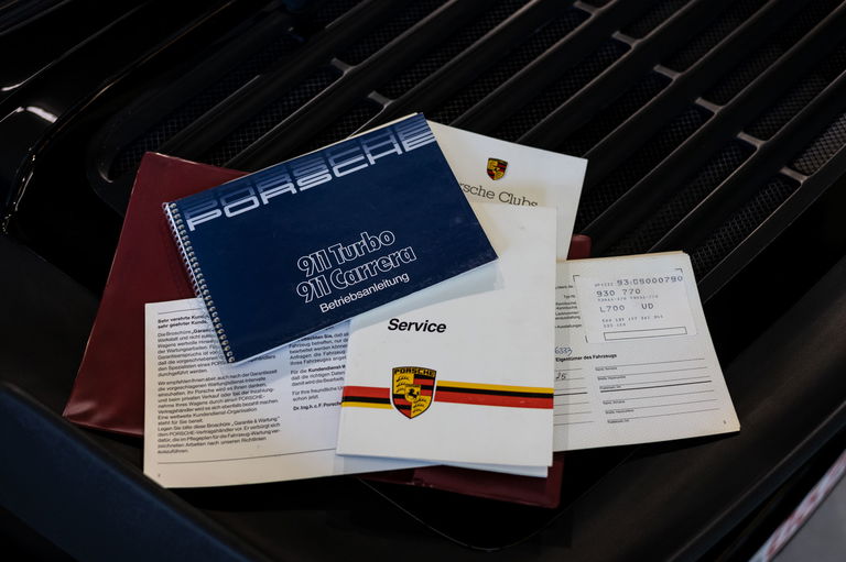 Porsche 911 Turbo 3.3