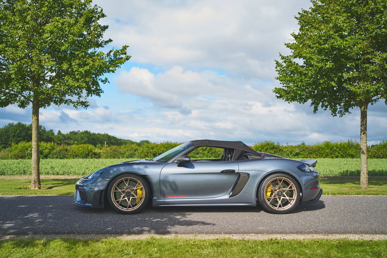 Porsche 718 Spyder RS