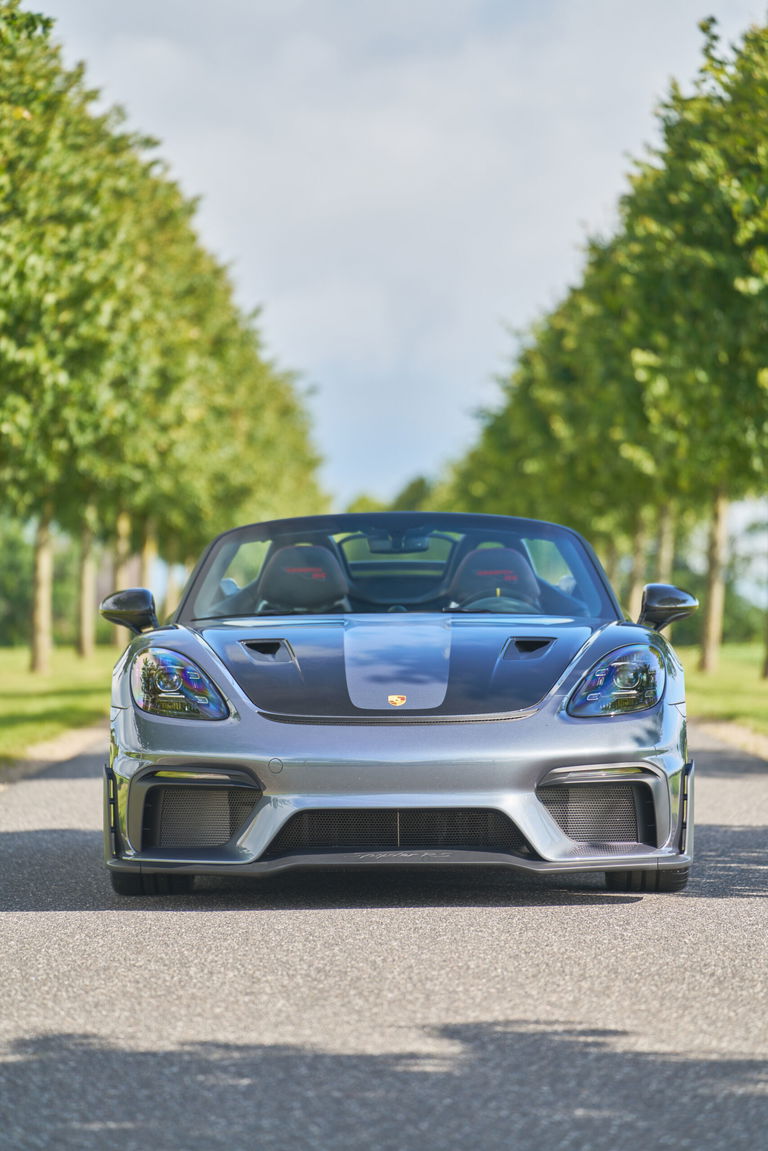 Porsche 718 Spyder RS