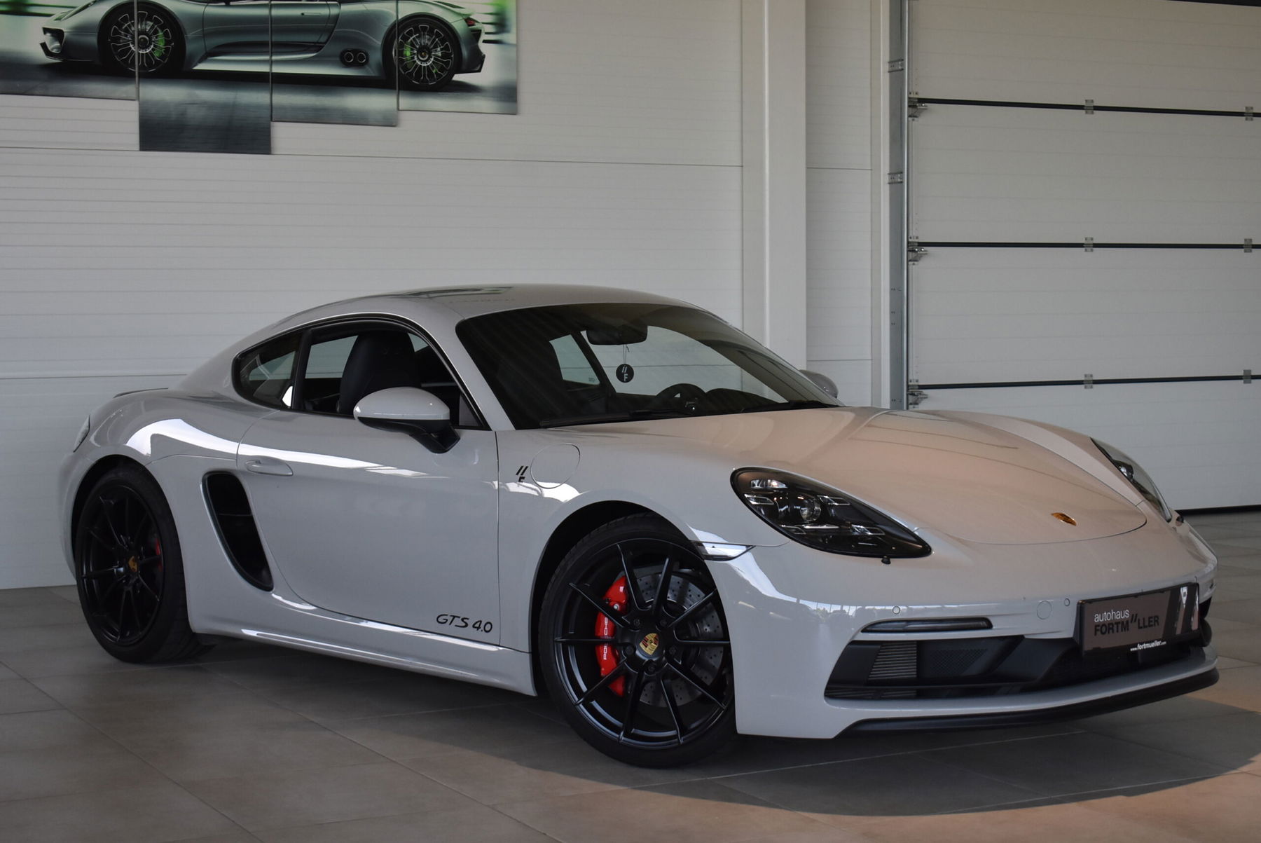 たーちゃんルース4pcページ 2020-porsche-718-gts-9.jpeg?