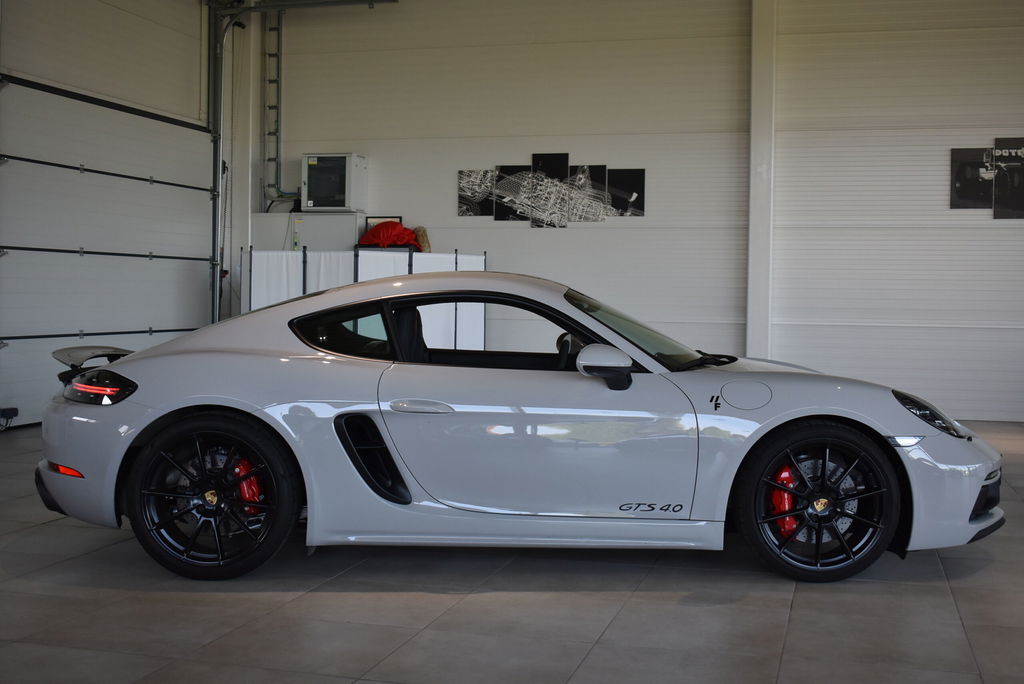 Porsche 718 Cayman GTS 4.0
