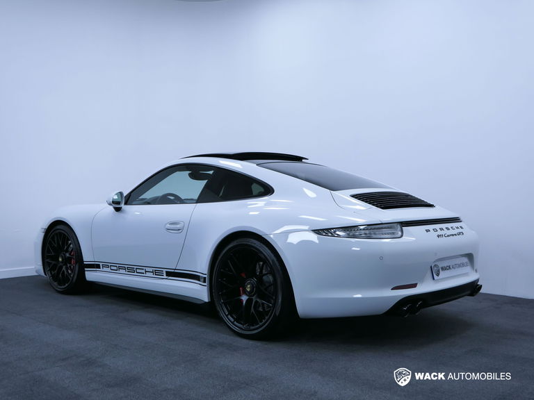 Porsche 991 Carrera GTS