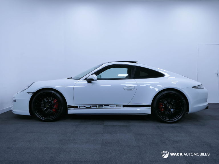 Porsche 991 Carrera GTS