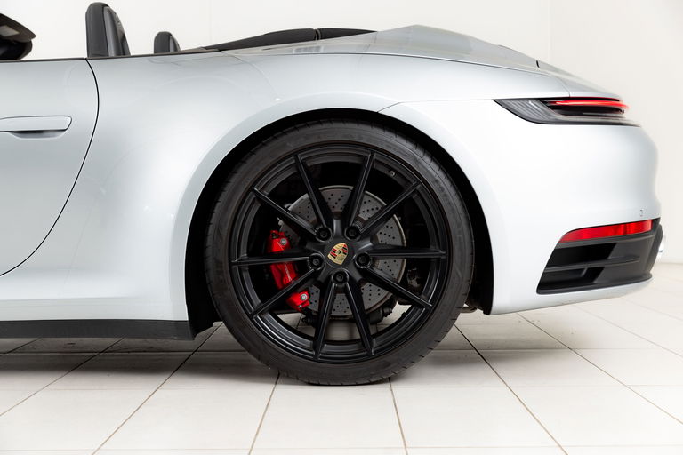 Porsche 992 Carrera 4S