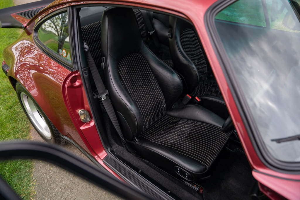Porsche 911 Carrera 3.2