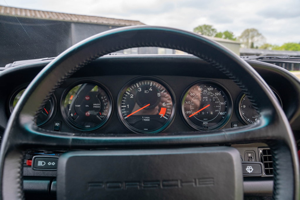 Porsche 911 Carrera 3.2