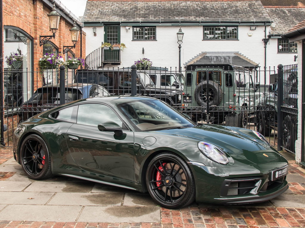 Porsche 992 Carrera GTS