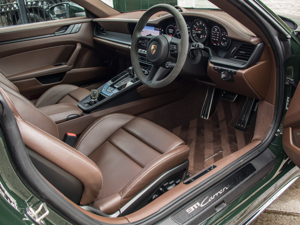 Porsche 992 Carrera GTS